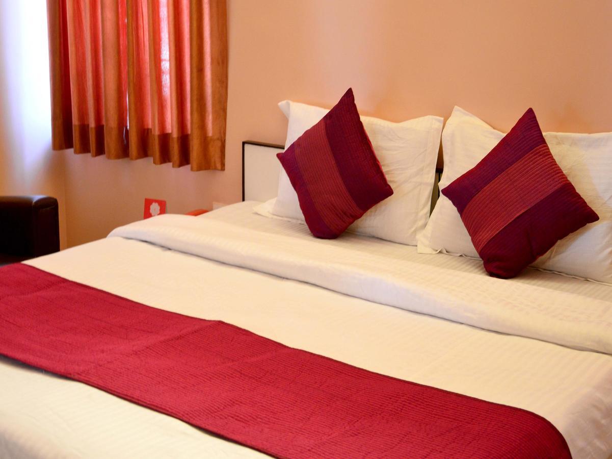 Oyo 6179 Hotel Aarjee Crescent Jaipur Eksteriør bilde