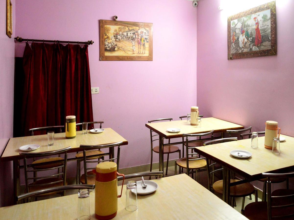 Oyo 6179 Hotel Aarjee Crescent Jaipur Eksteriør bilde